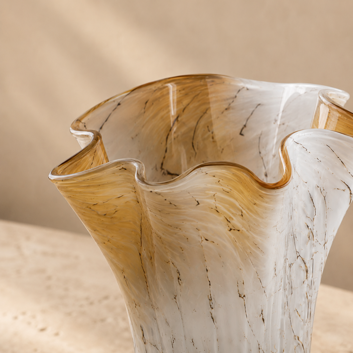 Alea Flare Vase rim and opening detail