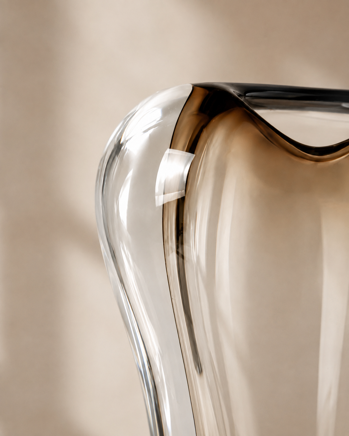 Nela Halo Vase close-up showing clear outer curves