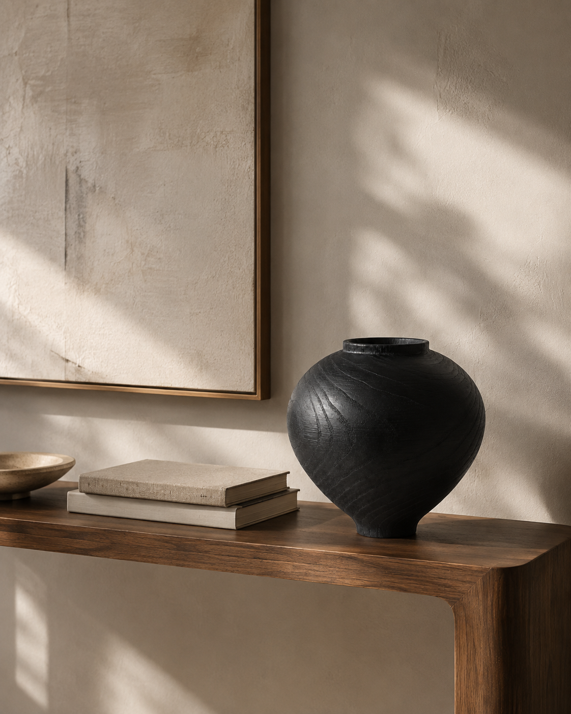 Evia Orbit Vase on a console