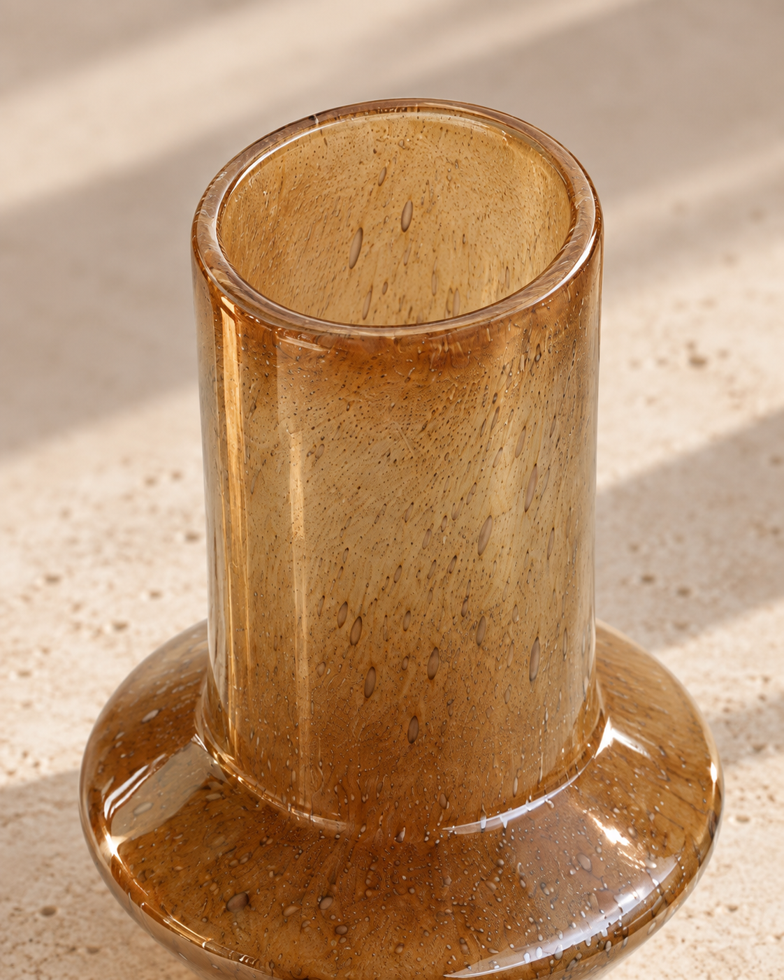 Thea Column Vase rim and opening detail
