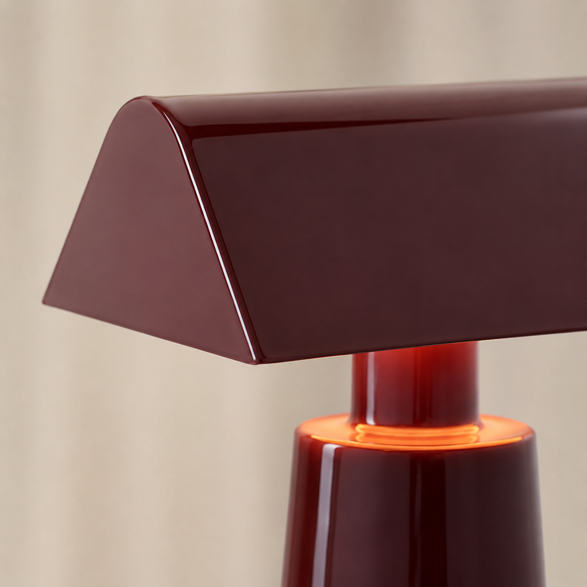 Yara Sculptural Table Lamp close-up of the shade surface