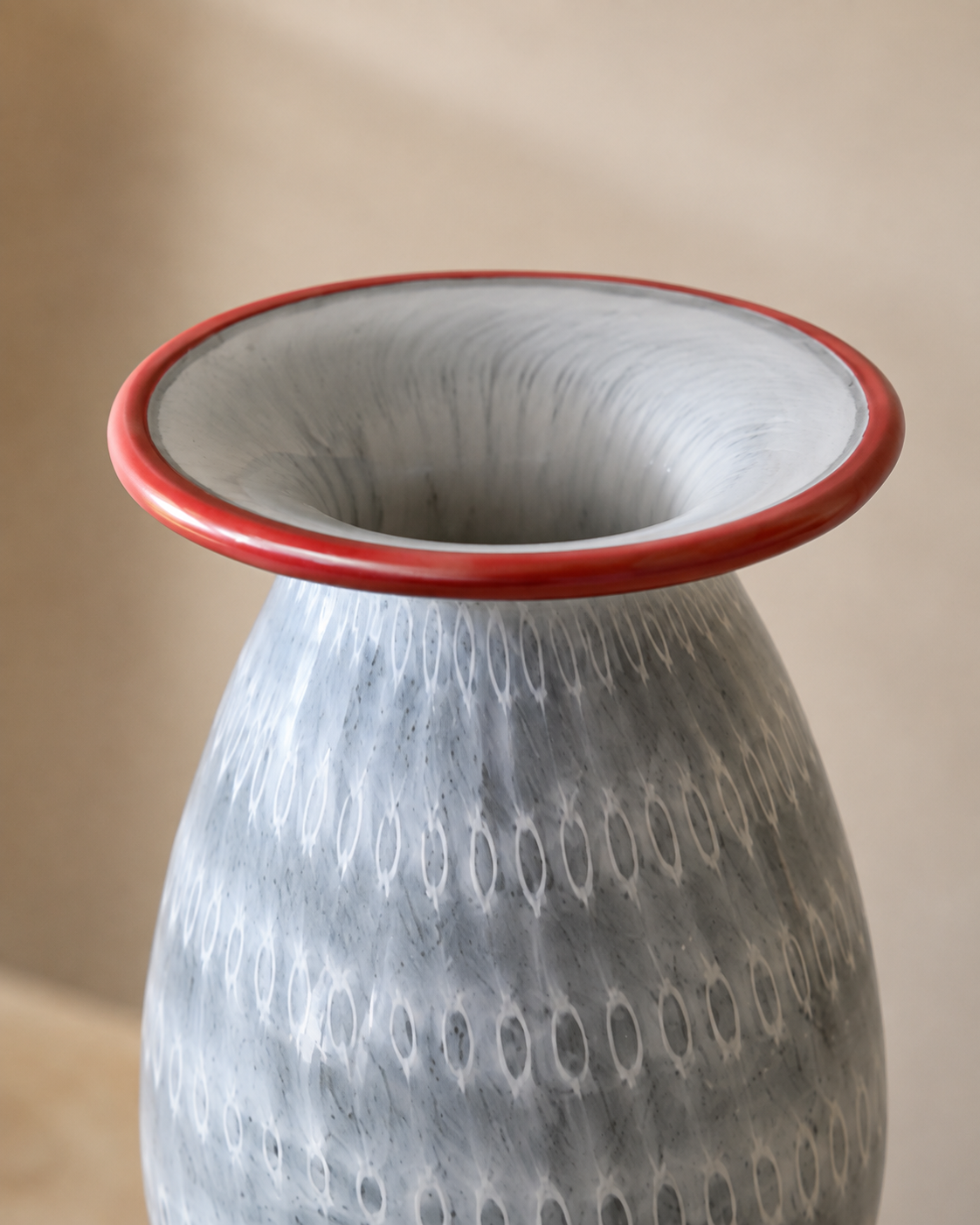 Alea Red-Rim Vase rim and opening detail