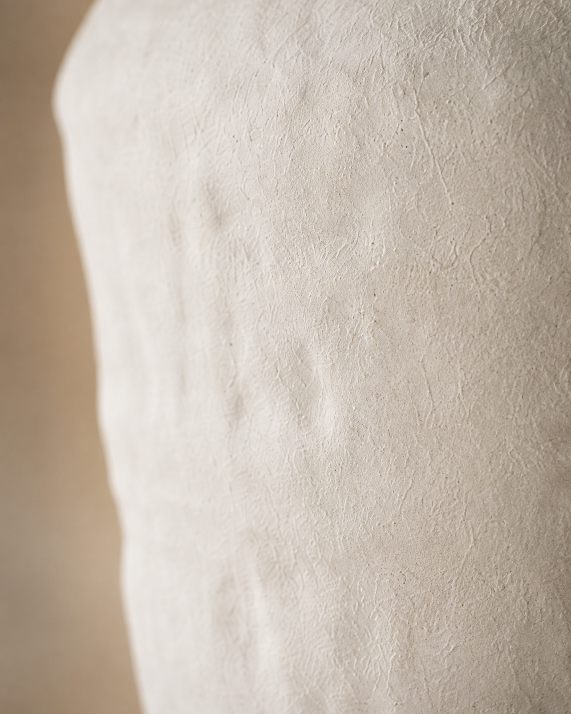 Riva Cloud Vase close-up showing white tone with an uneven surface