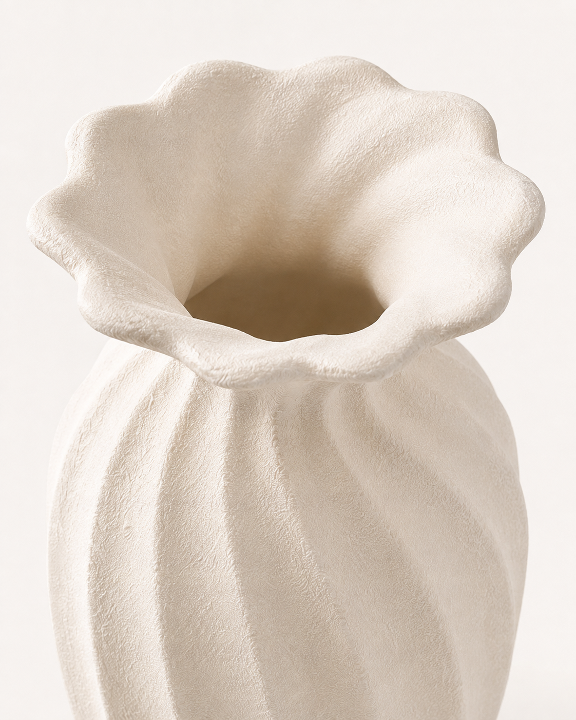Thea Twist Vase rim and opening detail