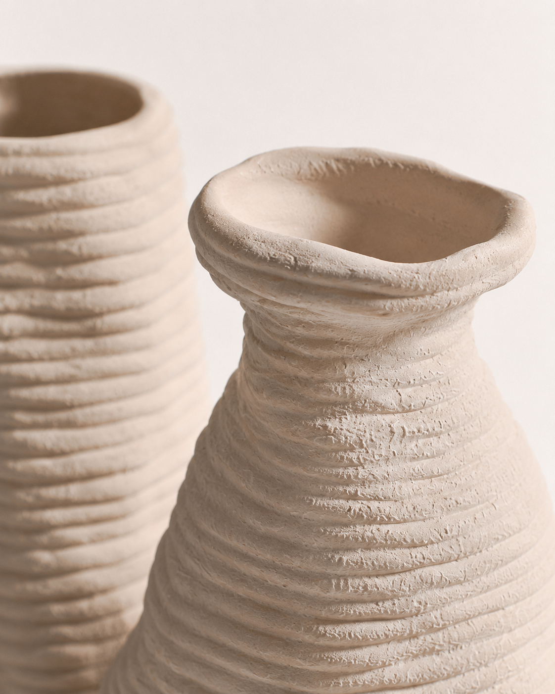 Evia Ripple Vase rim and opening detail