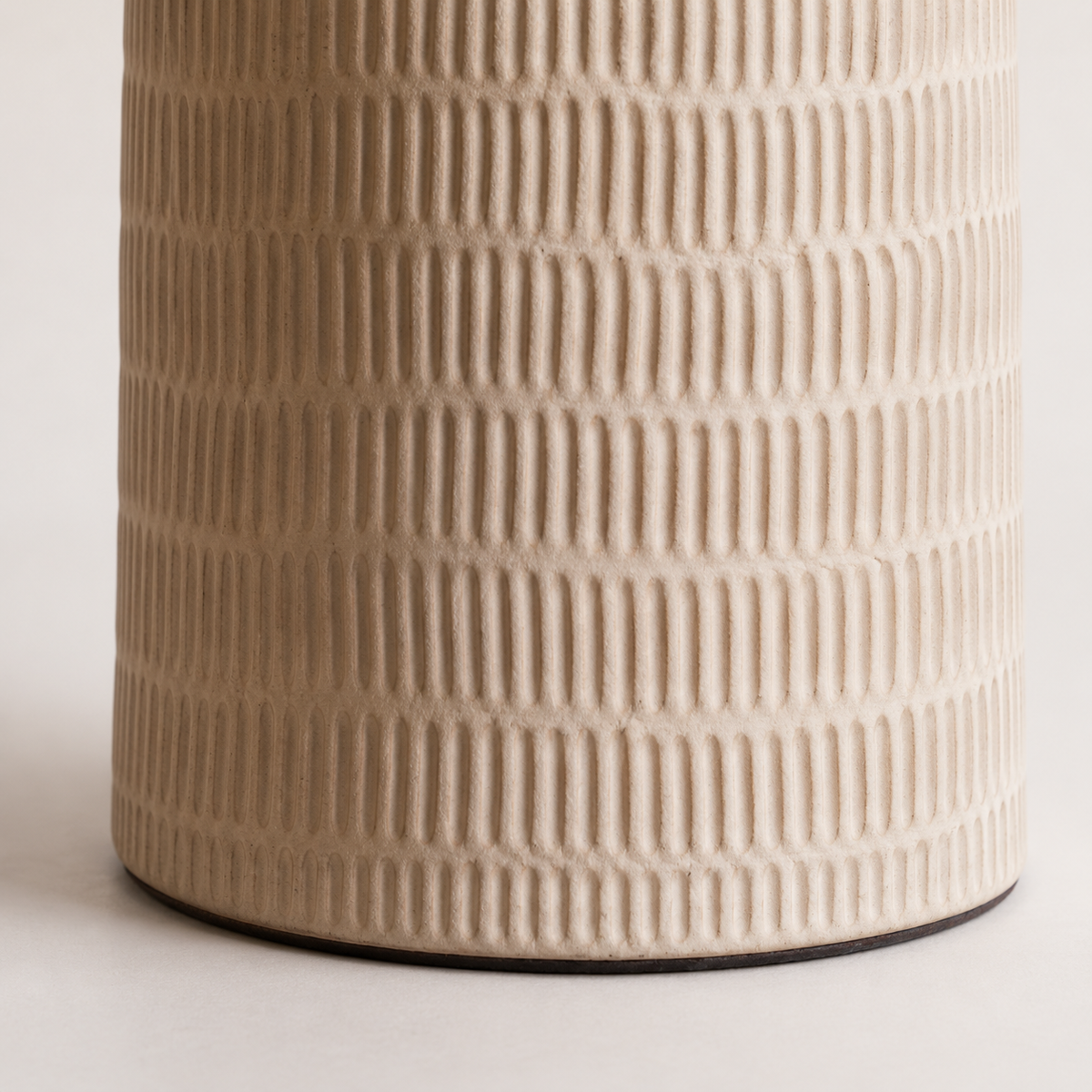 Nila Linen & Stone Table Lamp grooved cylindrical base detail
