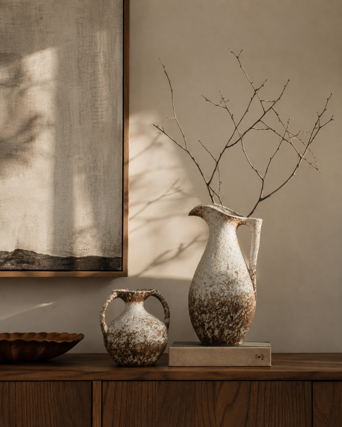 Odea Handle Vase on a console