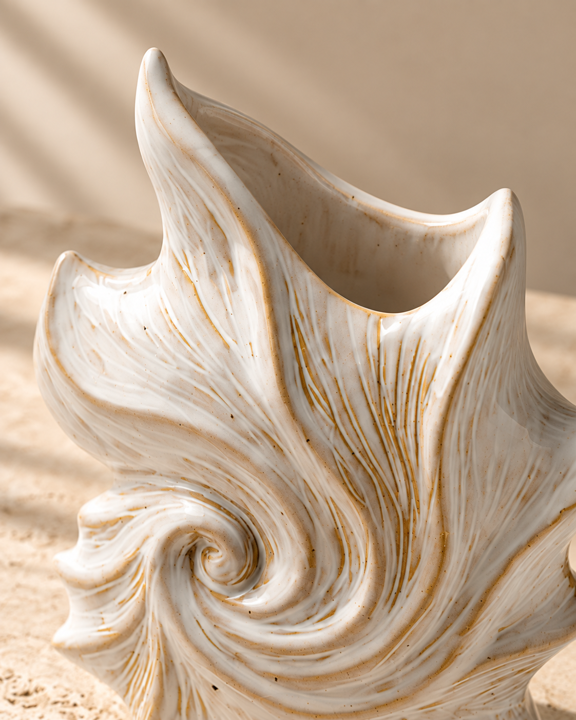 Yara Spiral Vase rim and opening detail